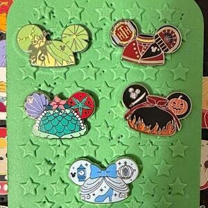 Disney 2024/2025 hidden Mickey Ear hat pins